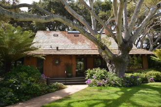 Class A fire rated heavy cedar shake roof